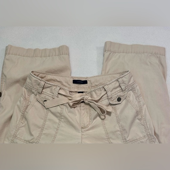 Y2K Express roll-tab cargo pants
Tan/Size 8 - Picture 2 of 8